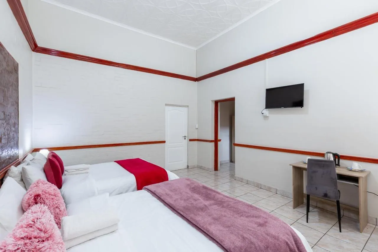 Cape Palm Royal Guest House Cape Town